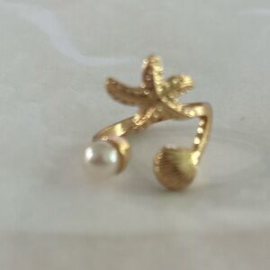 Gold Starfish and Pearl Earring